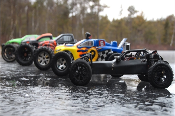 rc cars on snow and ice